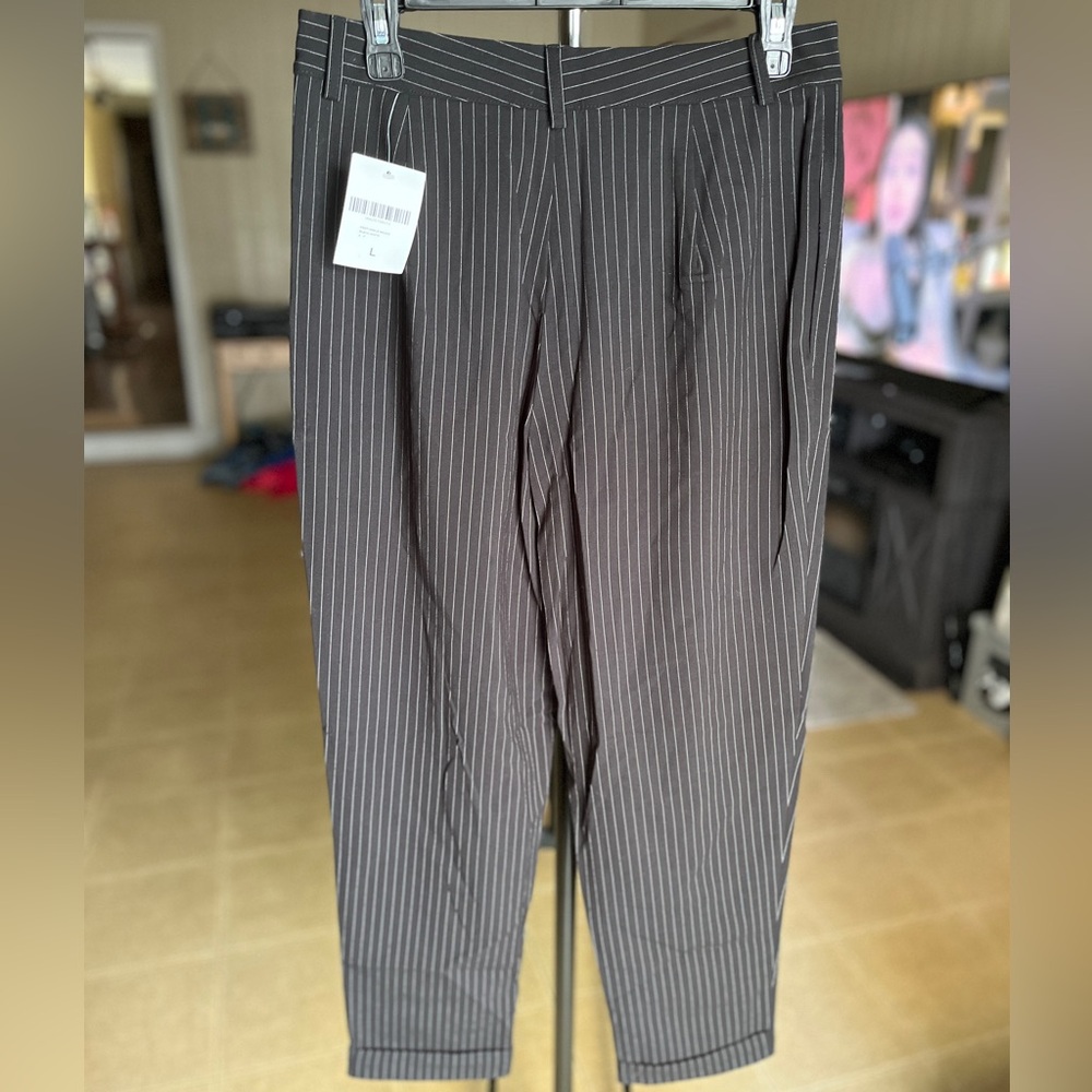 BRAND NWT Pinstriped Pants Forever21
